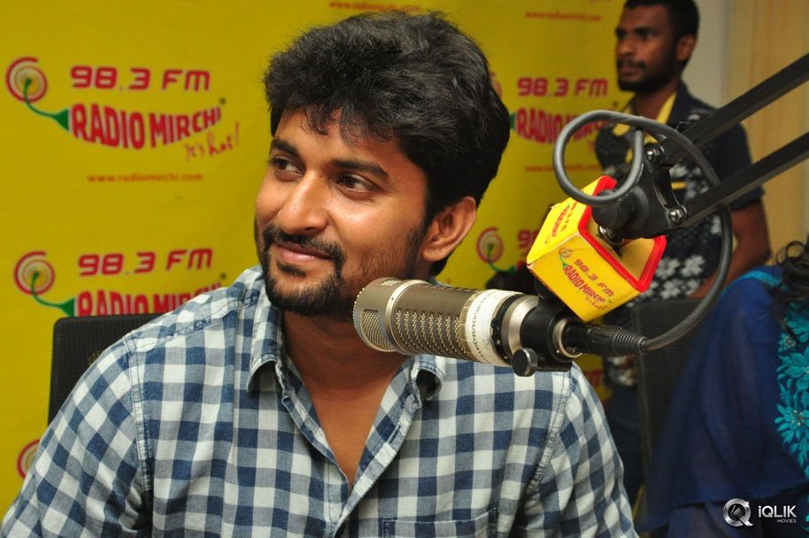 Majnu-Movie-Team-At-Radio-Mirchi